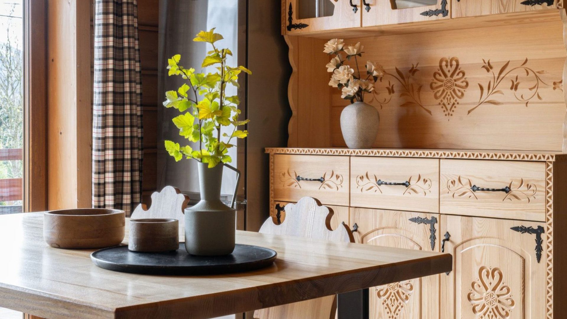 Drewniany domek z 2 sypialniami